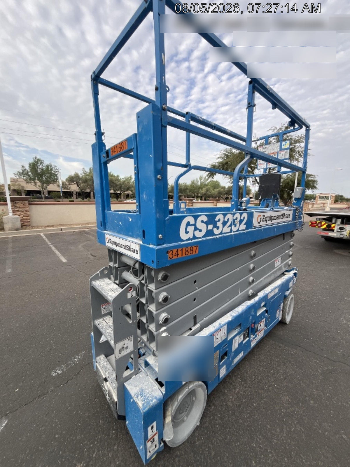 2023 GENIE GS-3232