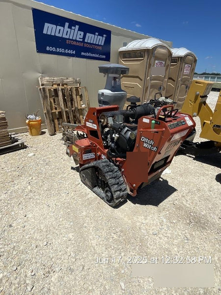 2018 DITCH WITCH C24XA