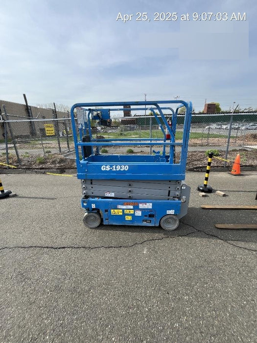 2020 Genie GS-1930 Fixed rails with chain entry gate - Pre A92.20