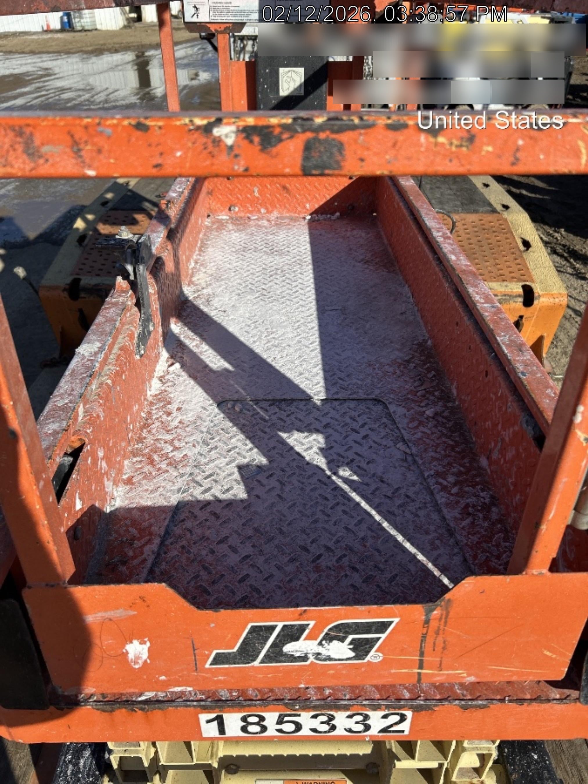2021 JLG ES1932