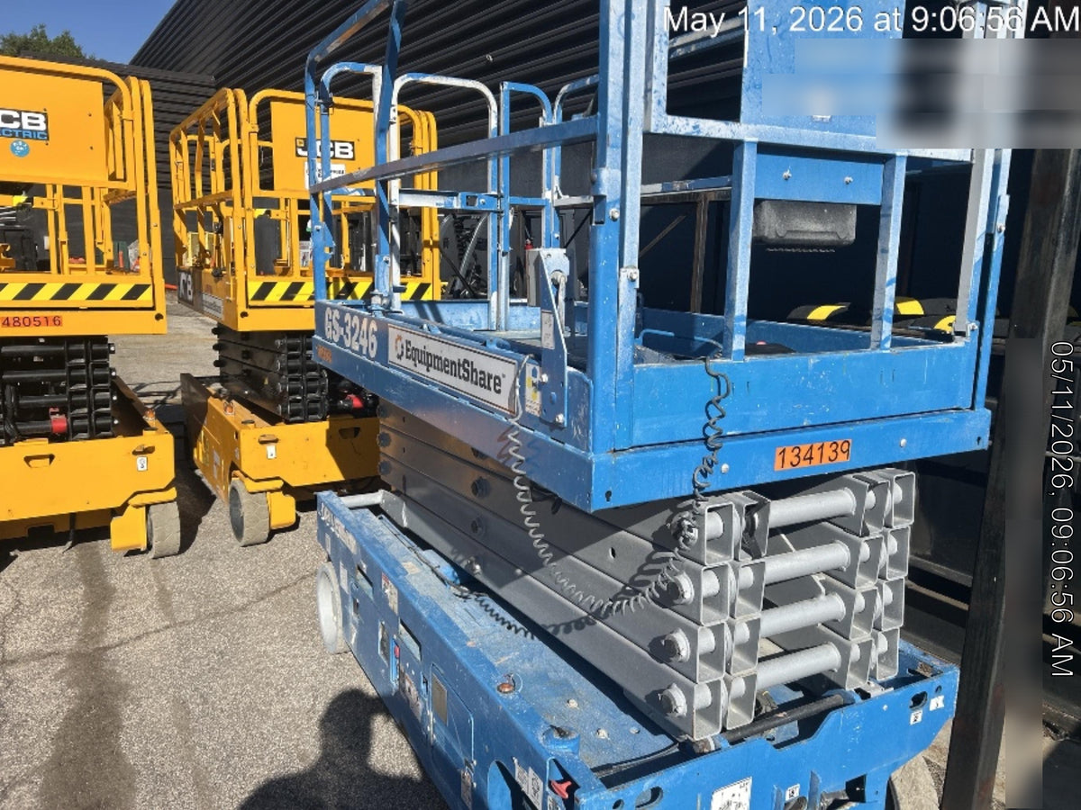 2021 GENIE GS-3246