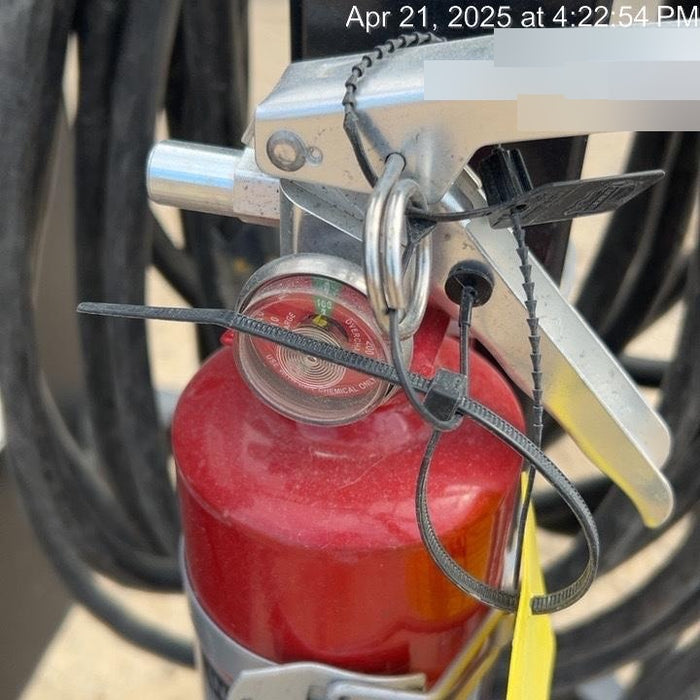 2024 Lincoln Electric LE400 Kubota V1505, Trlr, Cable Rack, Light Kit, ES Decals, T3