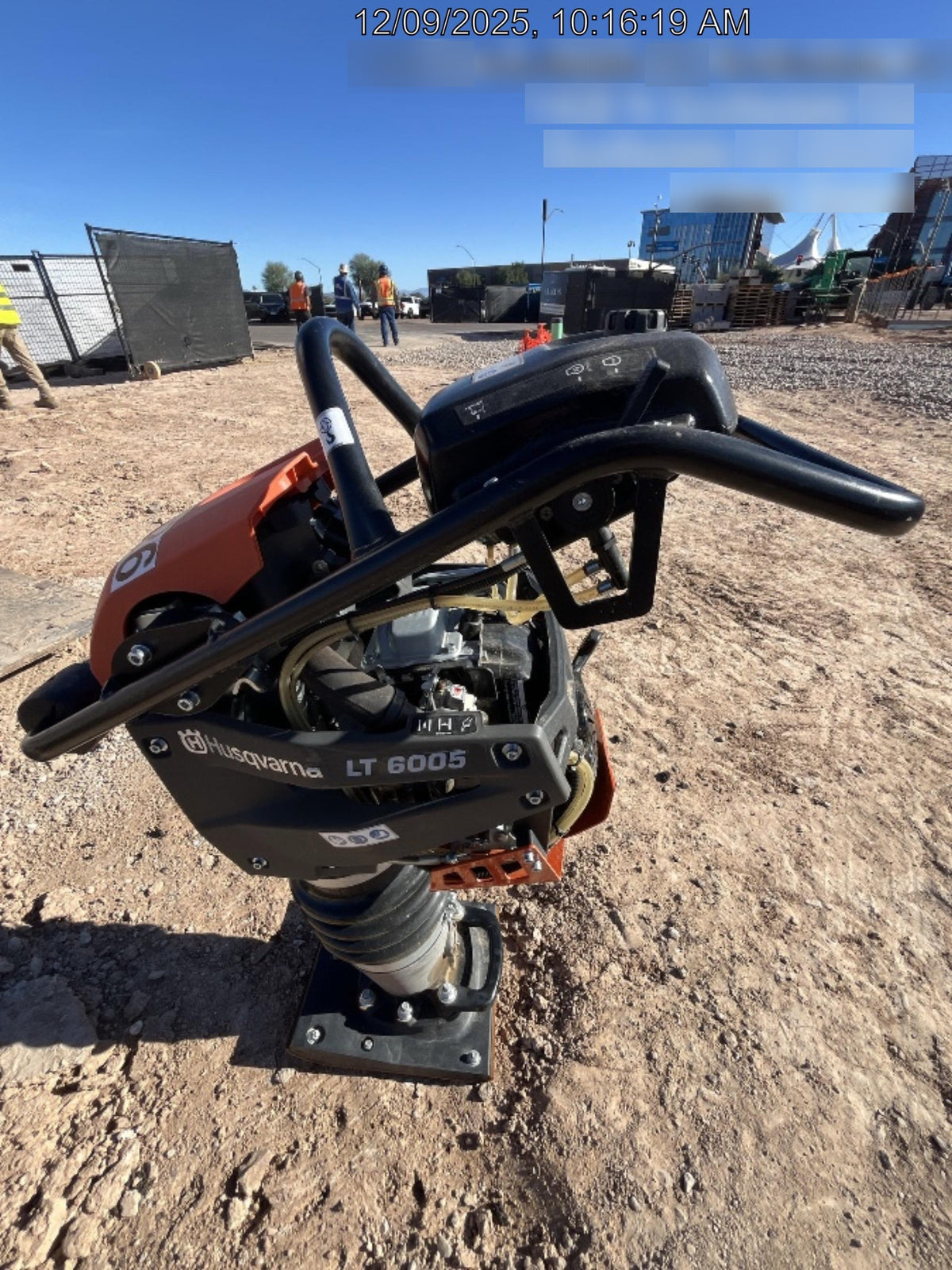 2025 HUSQVARNA LT6005