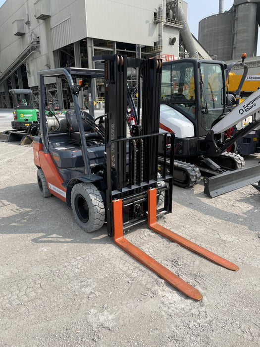 2022 TOYOTA 50-8FGU25