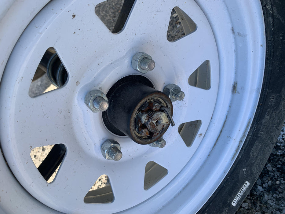 2019 Lincoln Electric Vantage 322 Welder Ready-Pak 3, Two wheel trailer, Fender and Light kit, Cable Rack