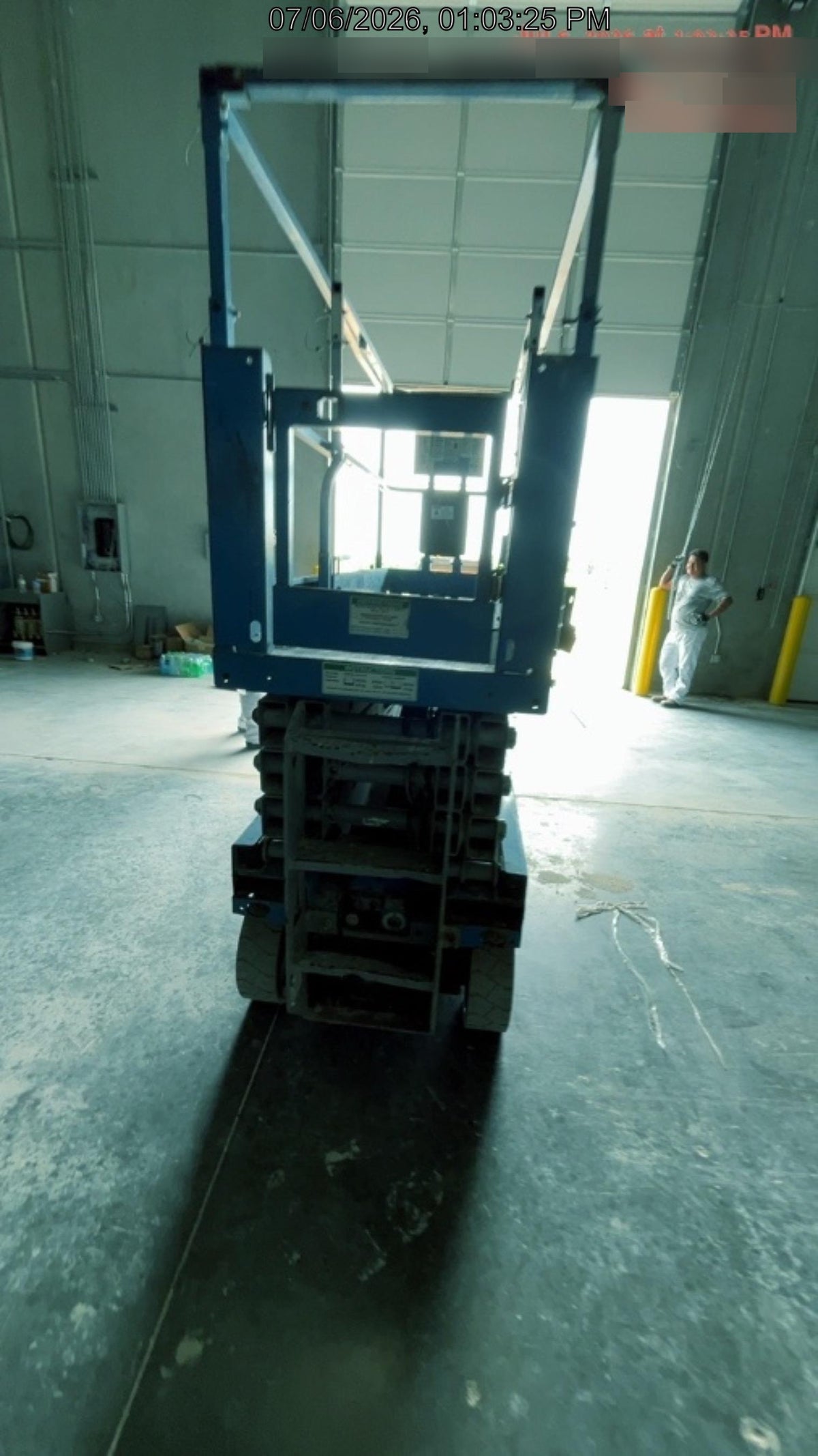 2019 Genie GS-2632 Folding rails with half height swing gate