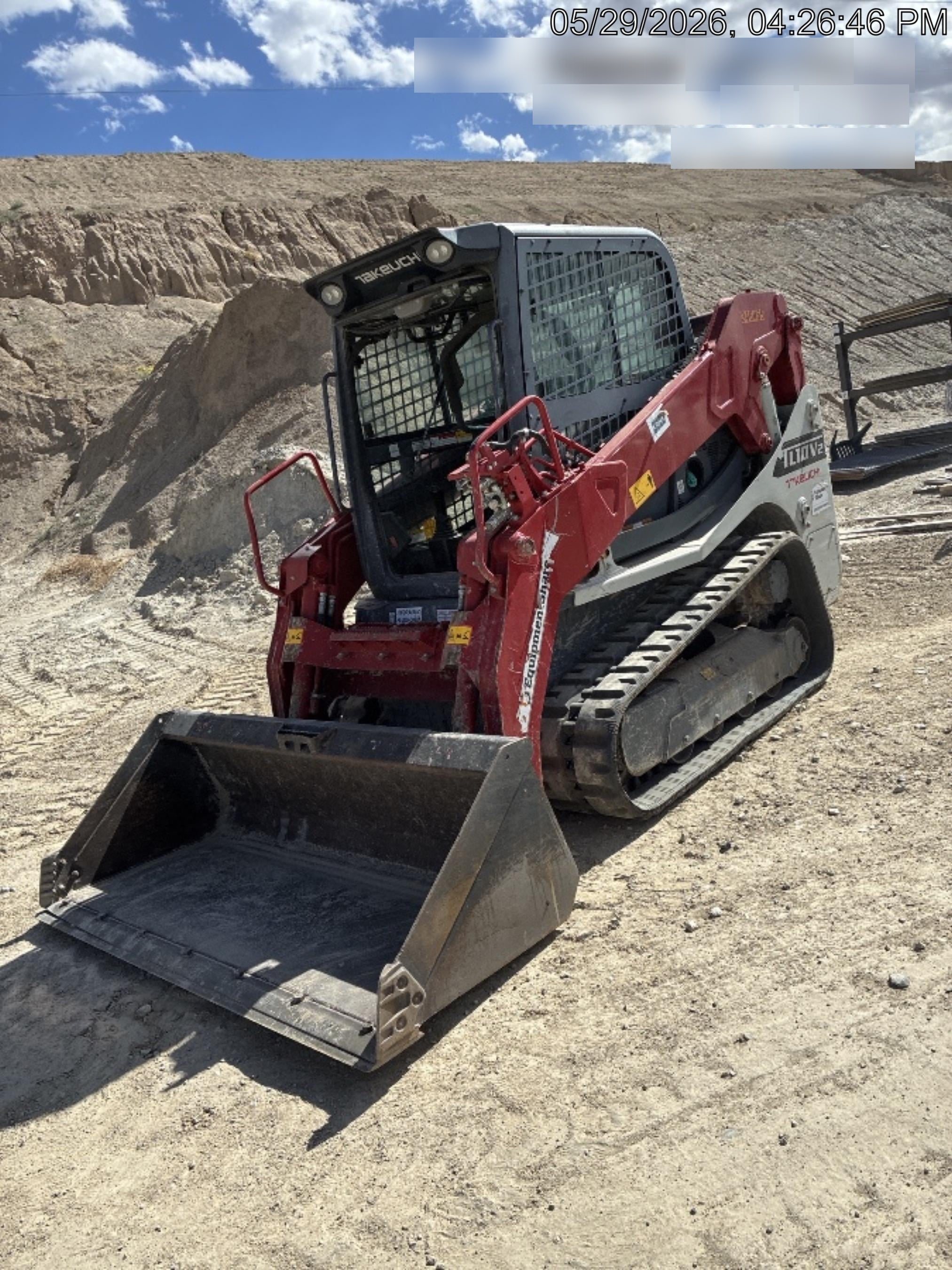 2023 TAKEUCHI TL10V2-CR