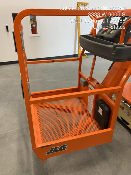 2021 JLG 26E