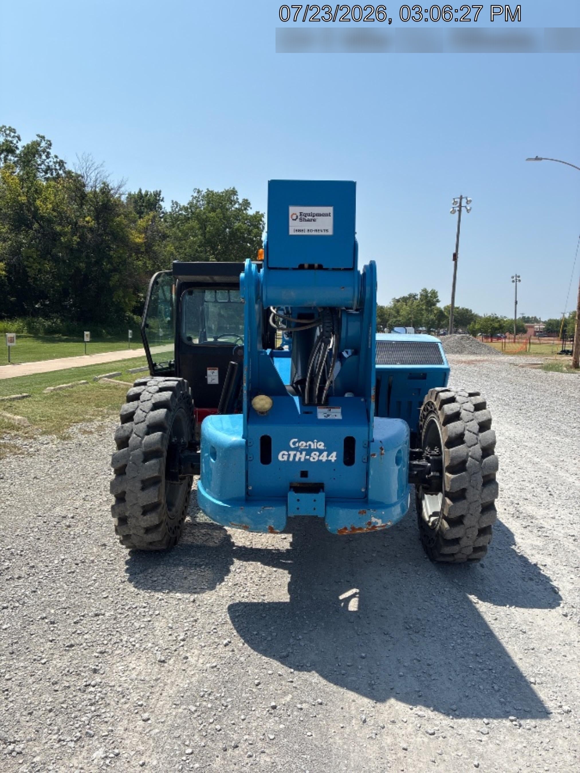 2022 GENIE GTH-844
