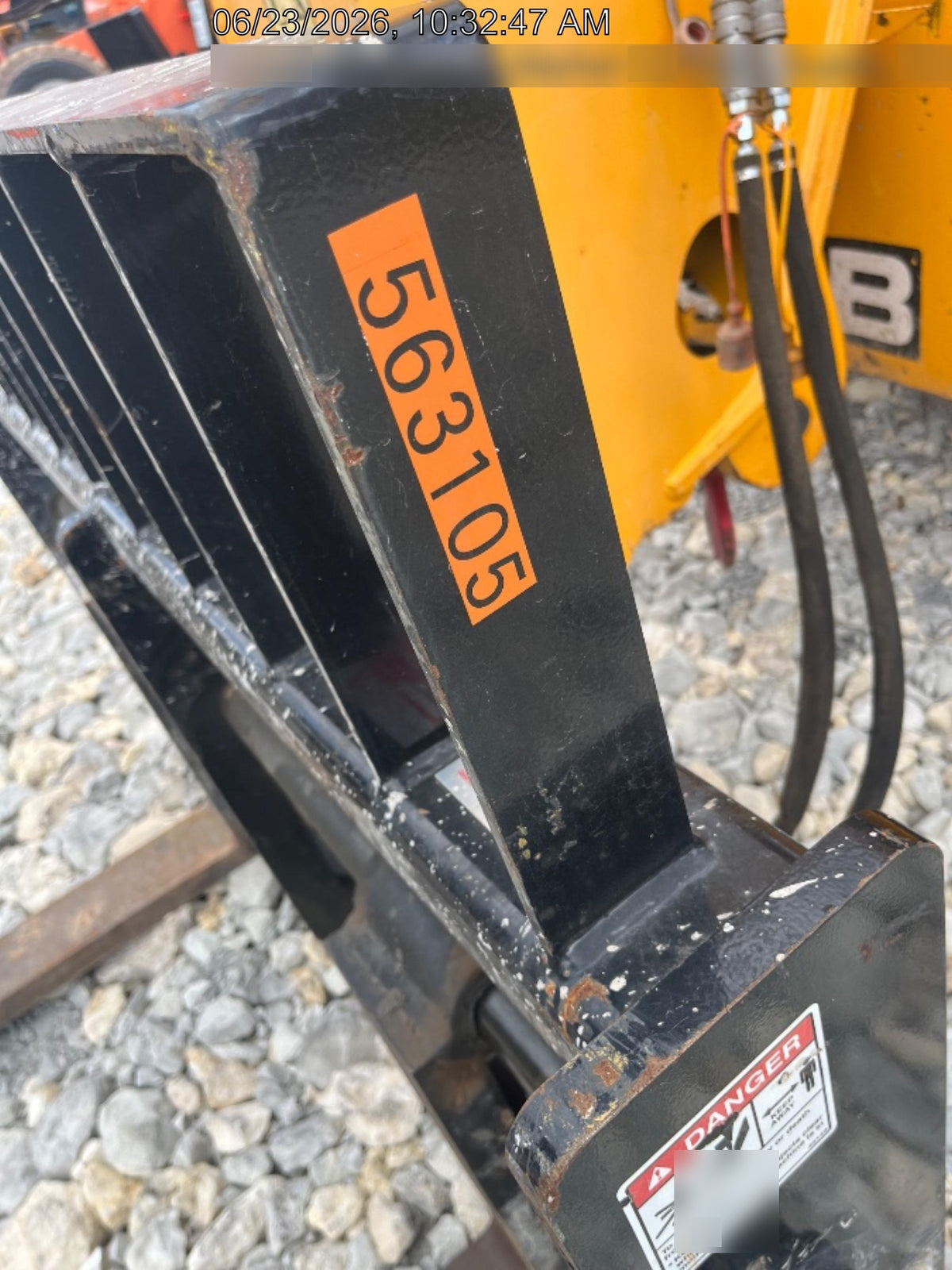 2025 JCB 400/F7377