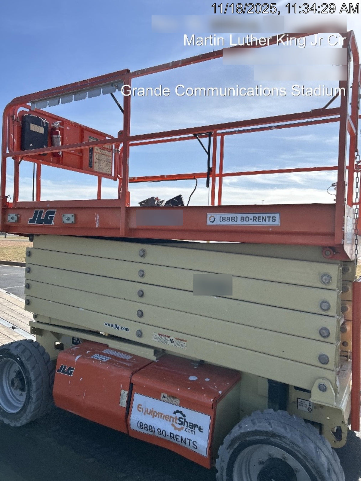 2019 JLG 4069LE