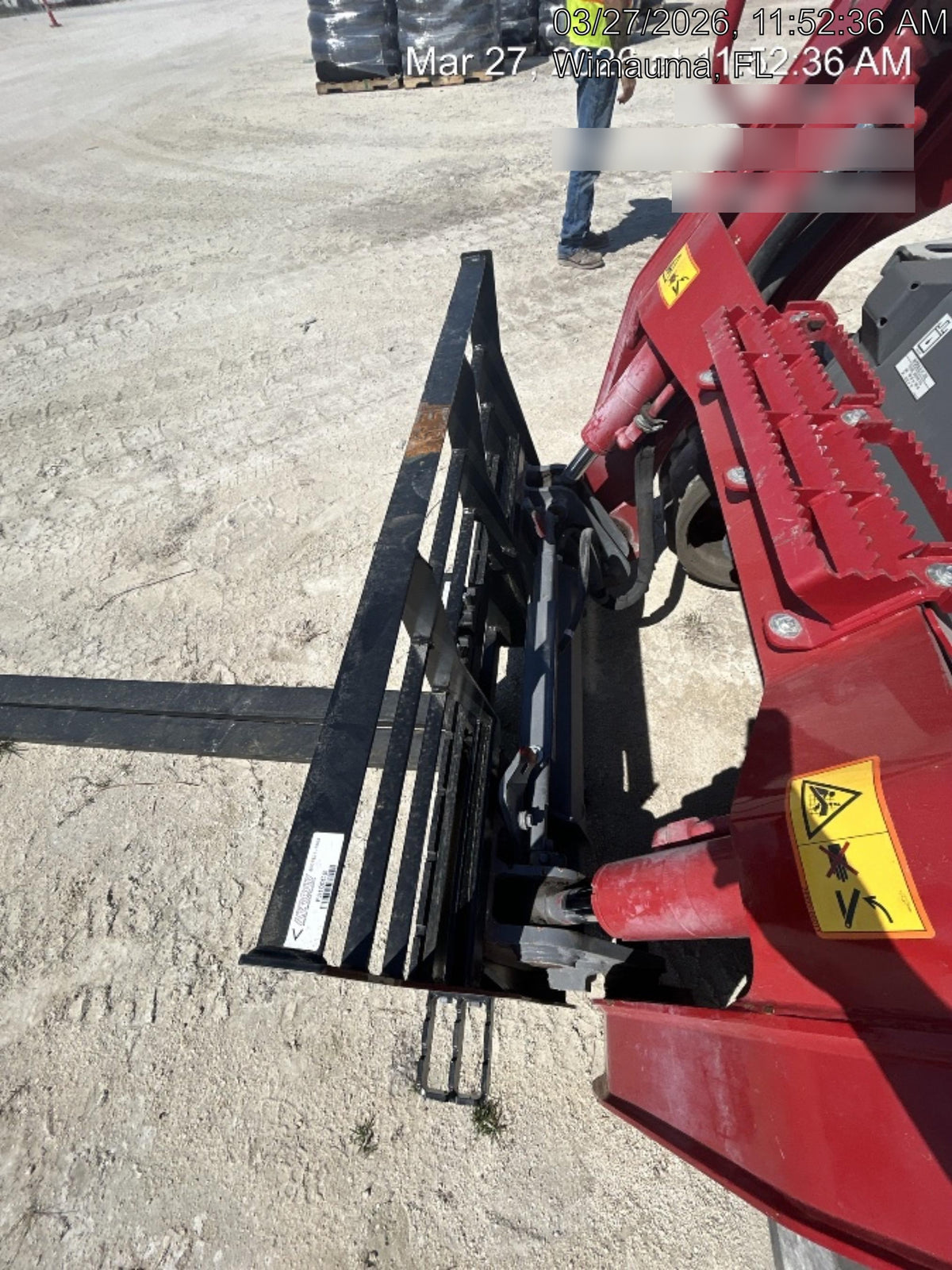 2025 TAKEUCHI TL12V2-CR