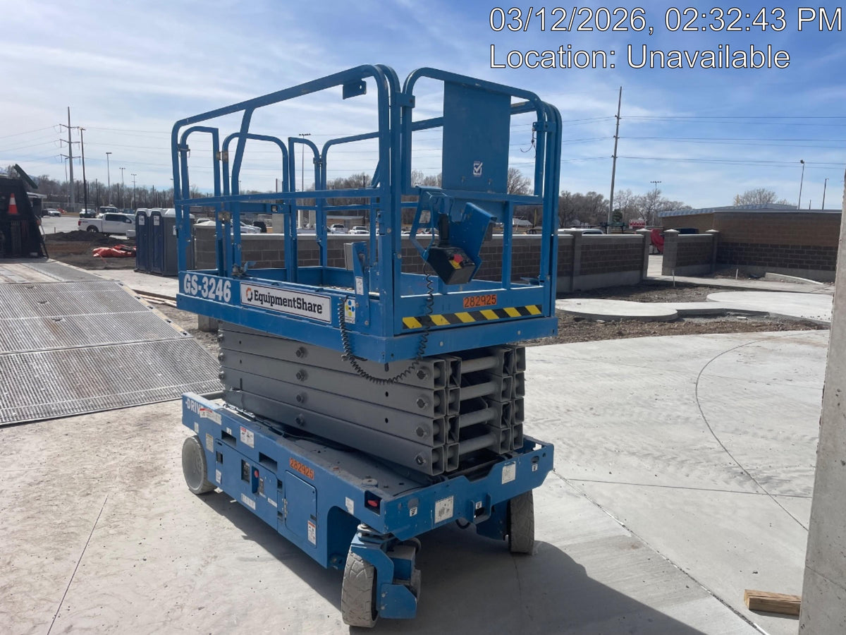 2022 GENIE GS-3246