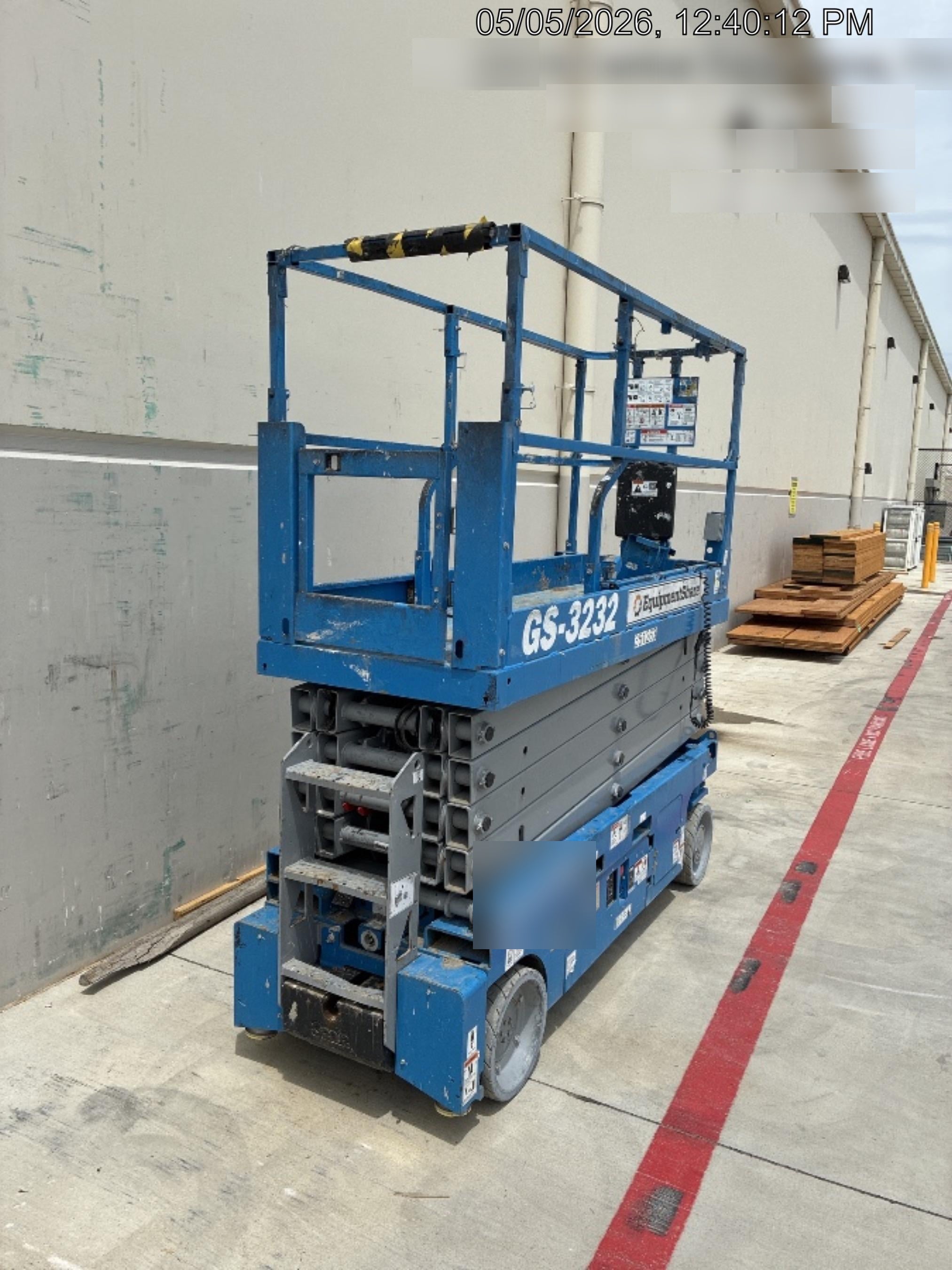 2023 GENIE GS-3232