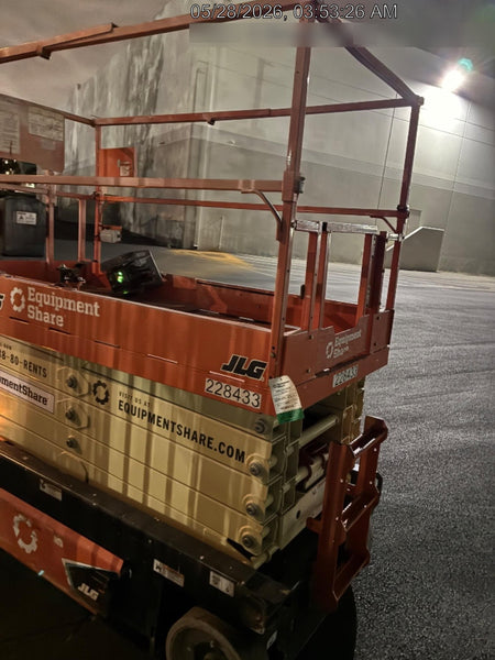2022 JLG ES3246