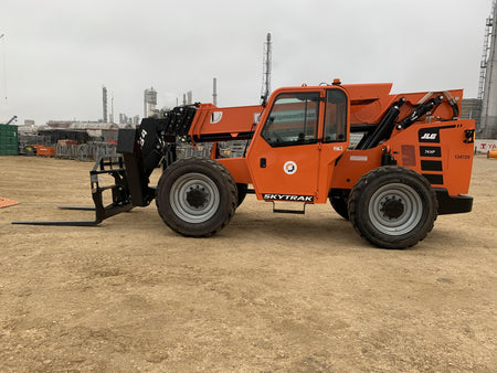 2021 JLG 12054