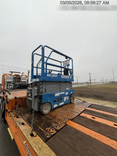2019 Genie GS-1930 Fixed rails with chain Entry