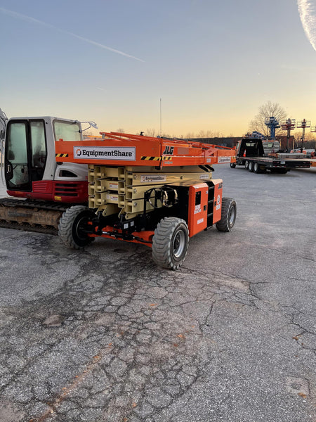 2021 JLG 430LRT