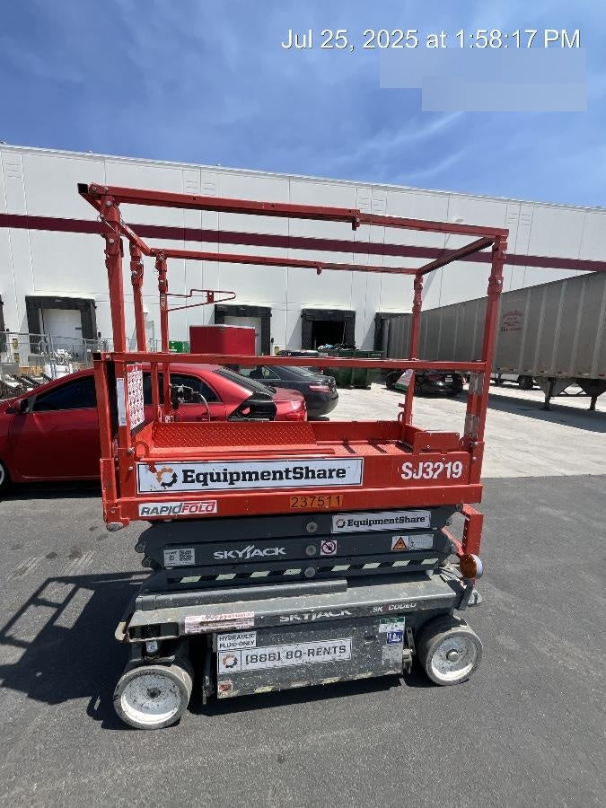 2022 SKYJACK SJ3219