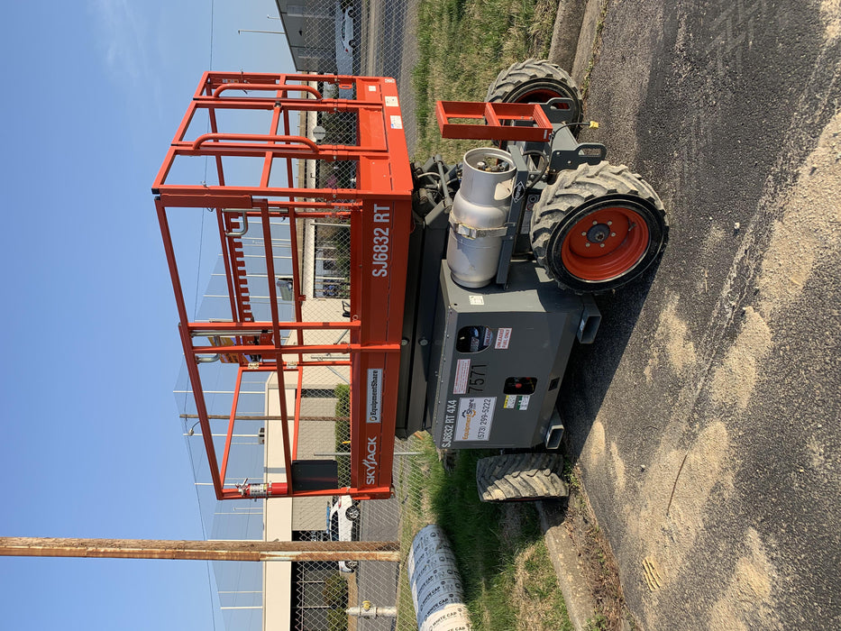 2018 SKYJACK SJ6832 RT