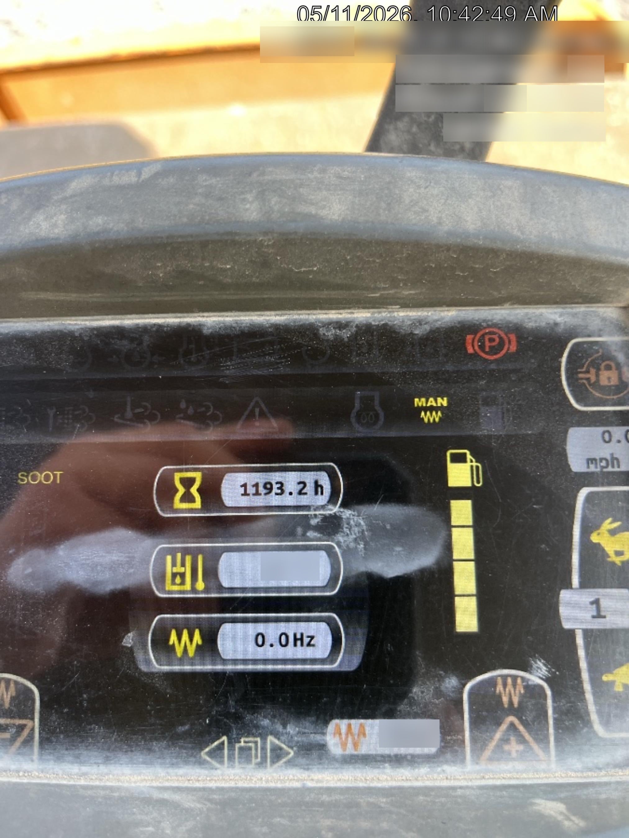 2020 CASE SV207E