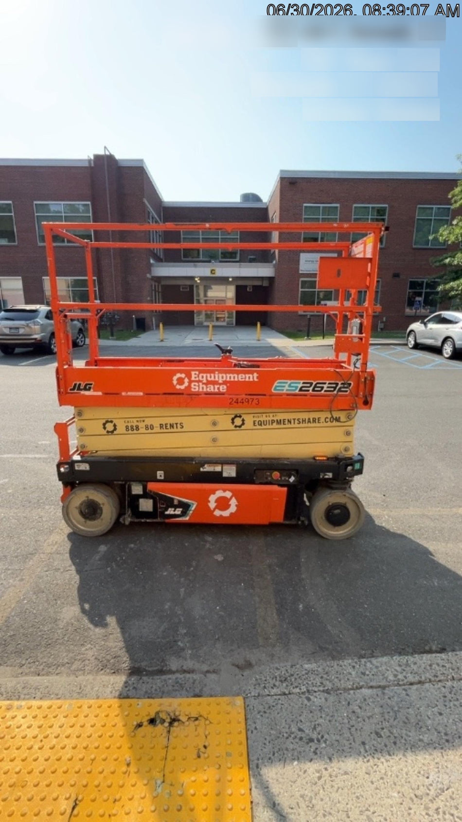 2022 JLG ES2632