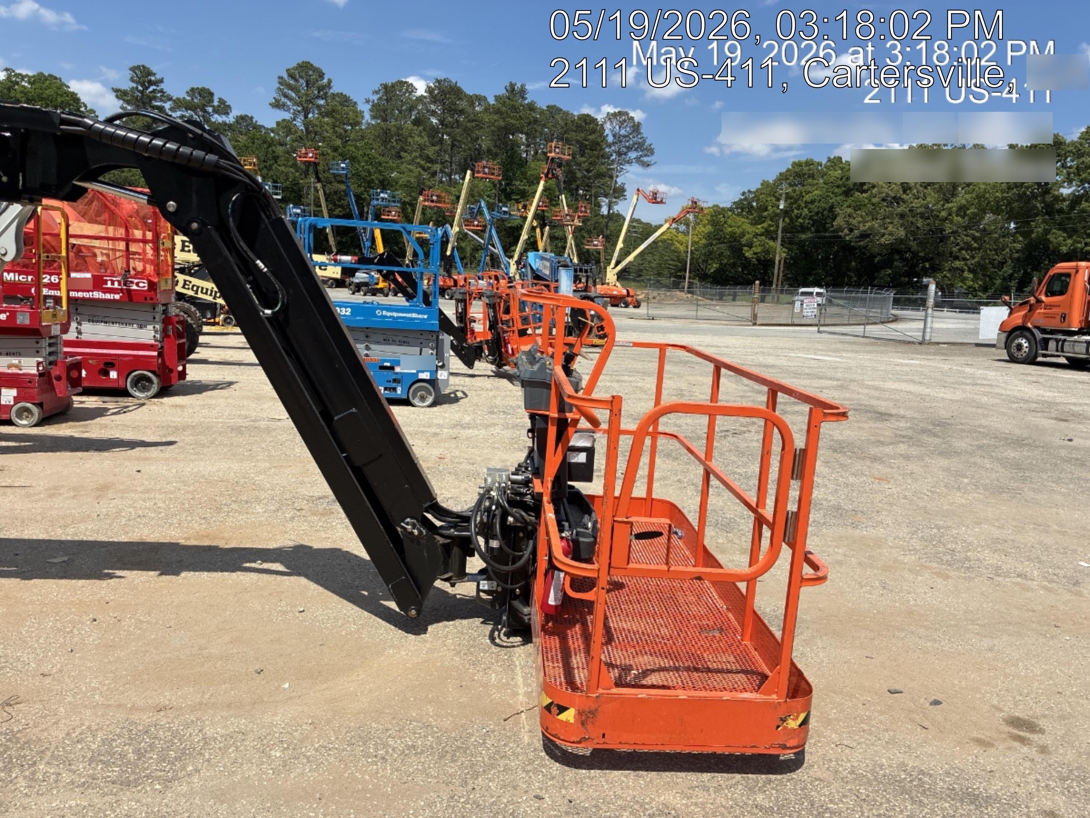 2025 JLG 660SJ
