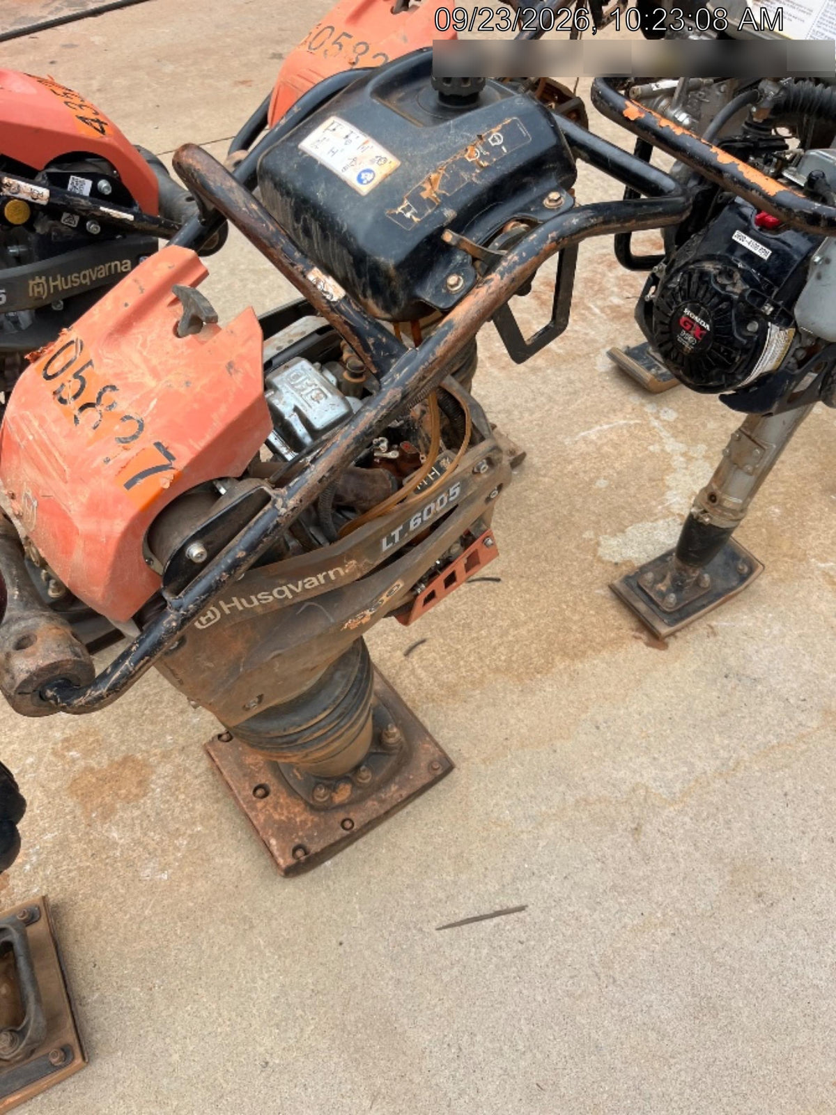 2025 HUSQVARNA LT6005