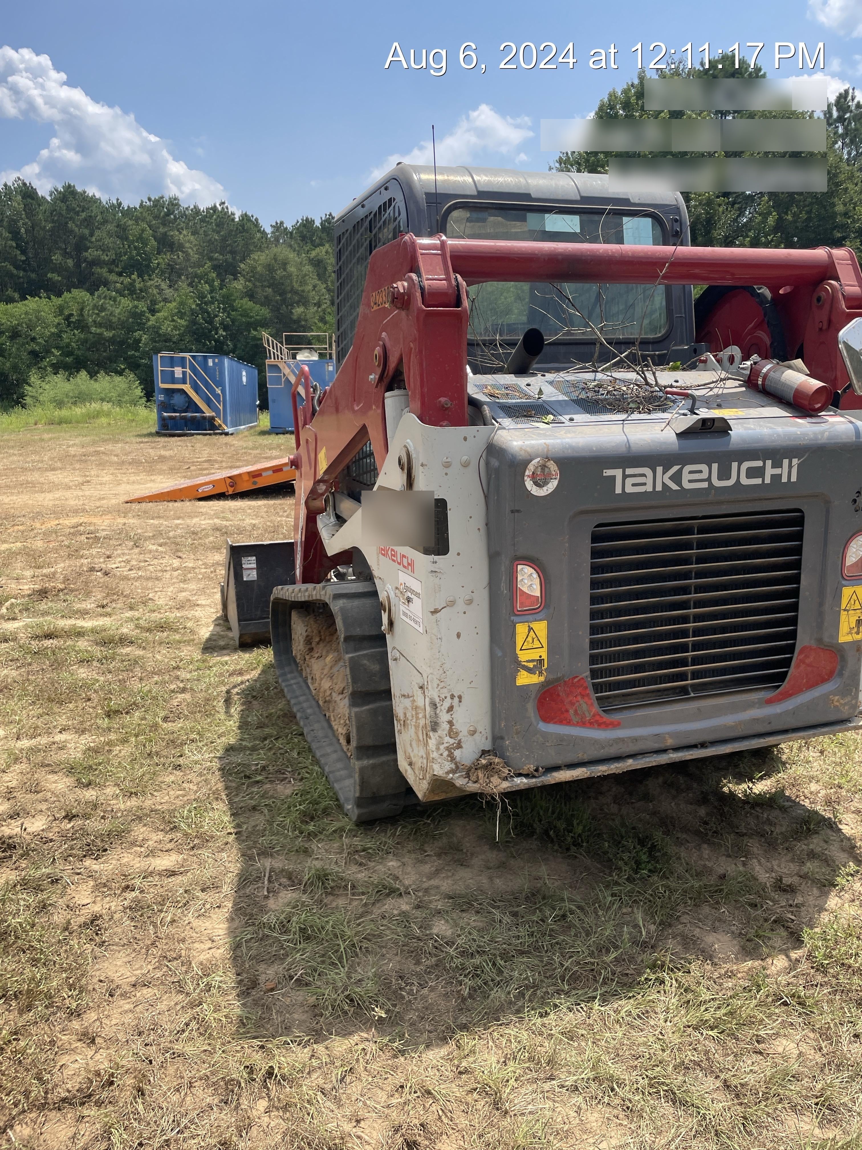 2023 TAKEUCHI TL10V2-CR