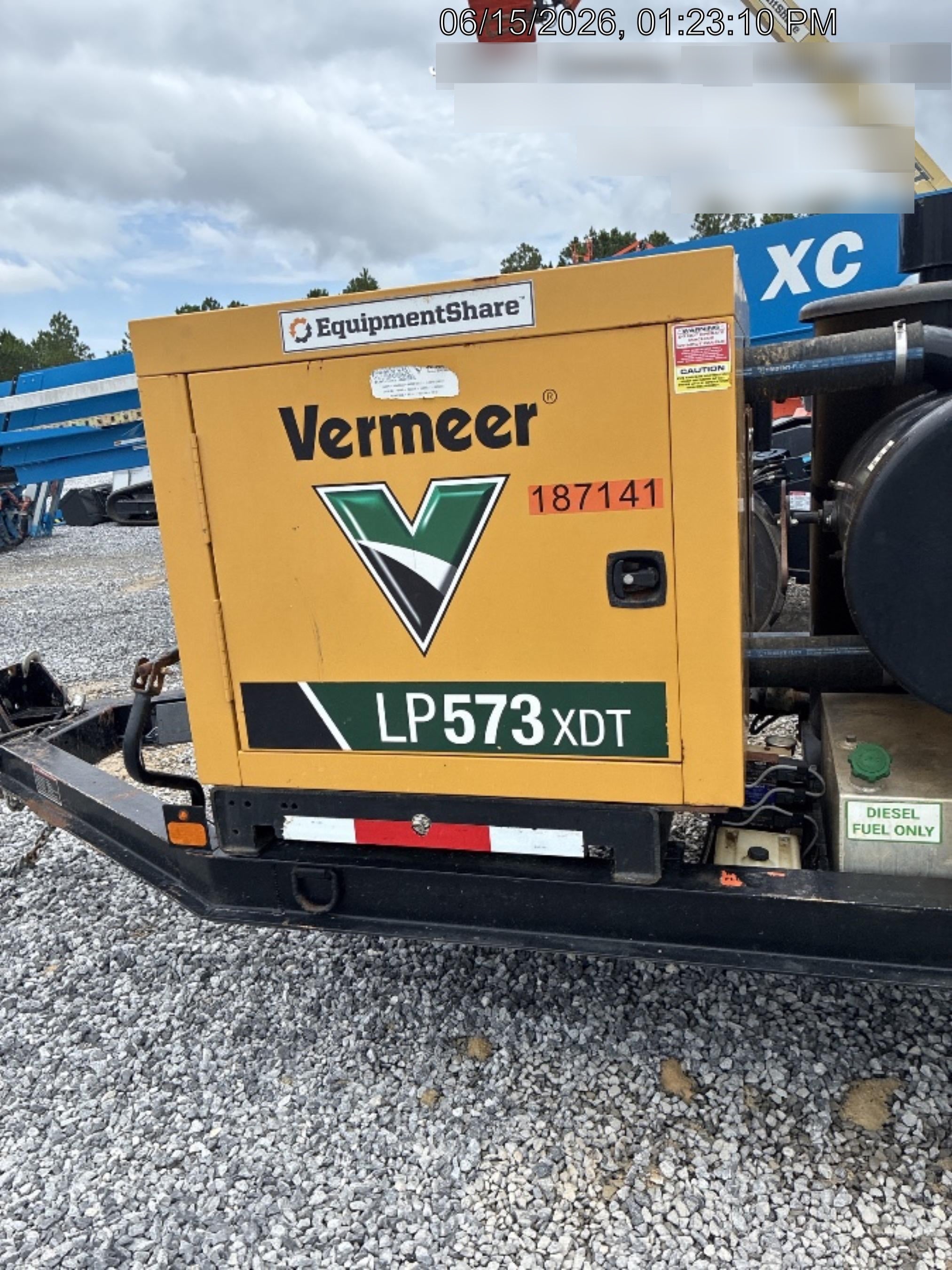 2021 Vac-Tron LP573XDT T4 Koehler Diesel Engine, 500 Gallon Debris Tank, x2 100 Gallon Water Tanks