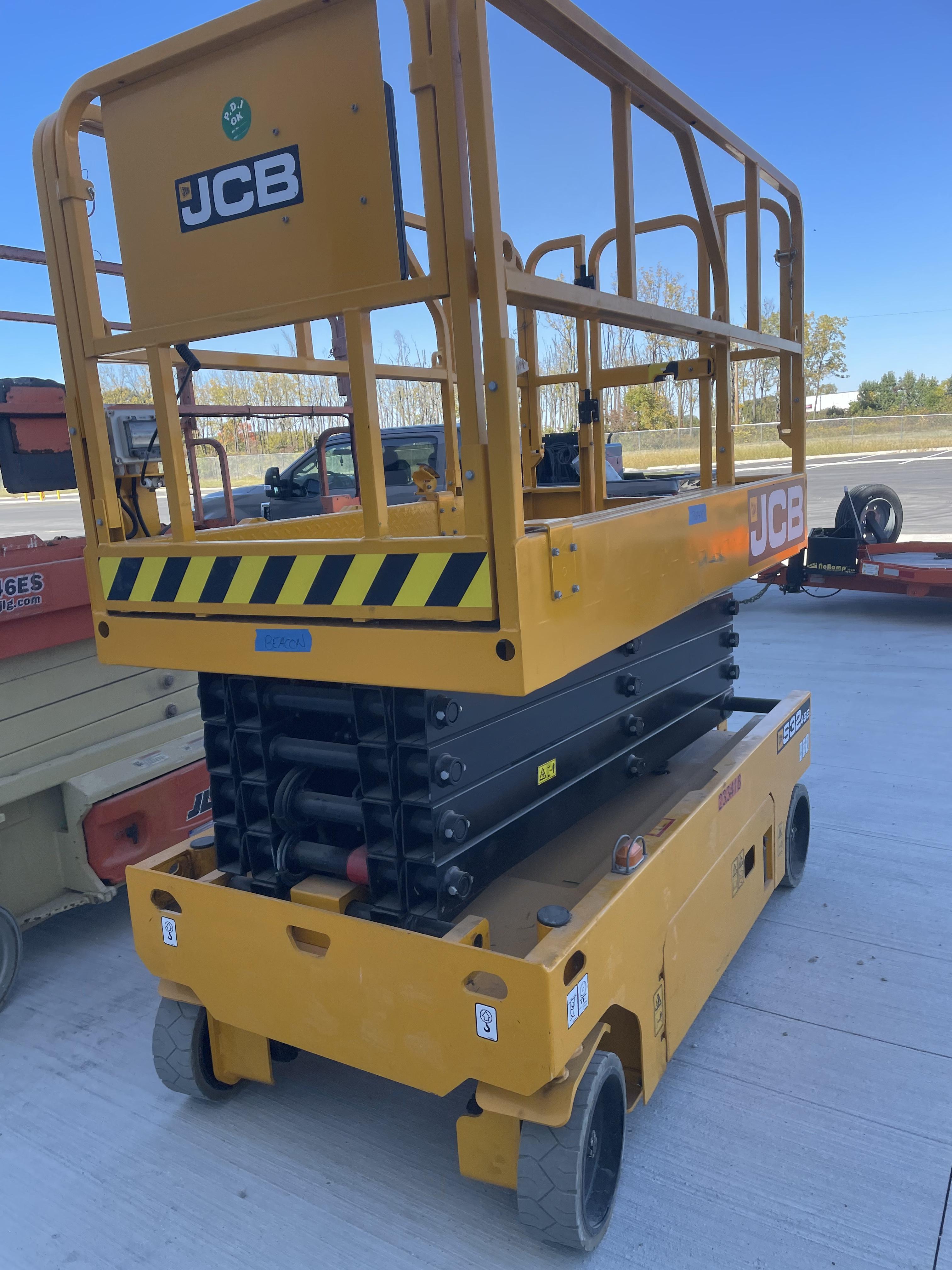 2022 JCB S3246E