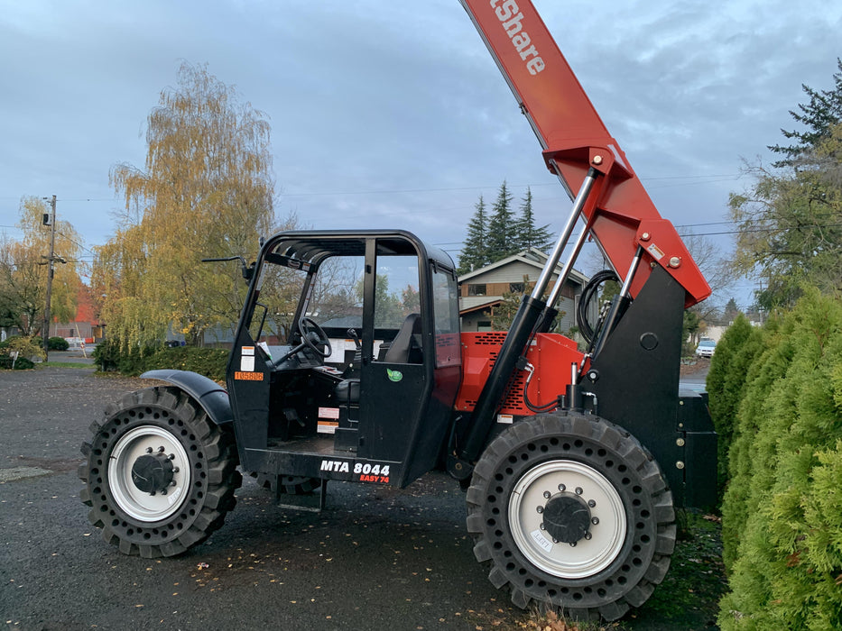 2020 MANITOU MTA8044