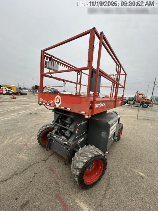 2017 SKYJACK SJ6832 RT