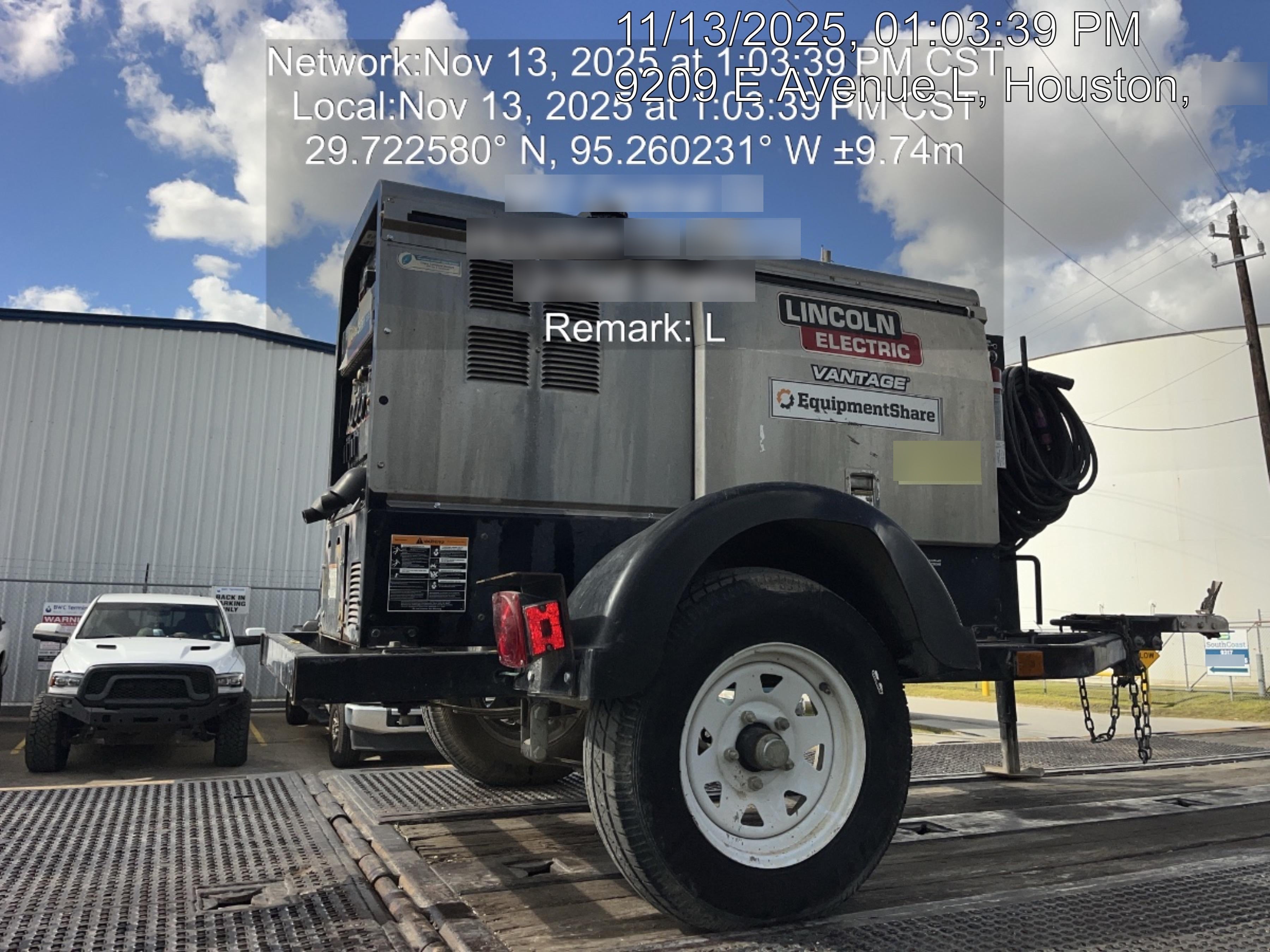 2019 Lincoln Electric Vantage 322 Ready-Pak 3, Two Wheel Trailer, Fender and Light Kit, Cable Rack