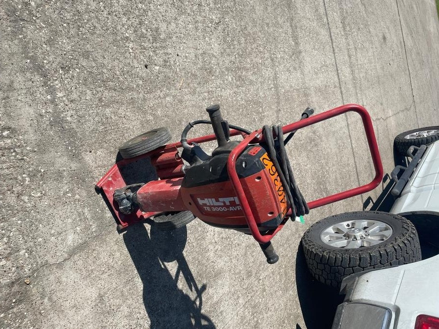 2021 HILTI TE 3000-AVR
