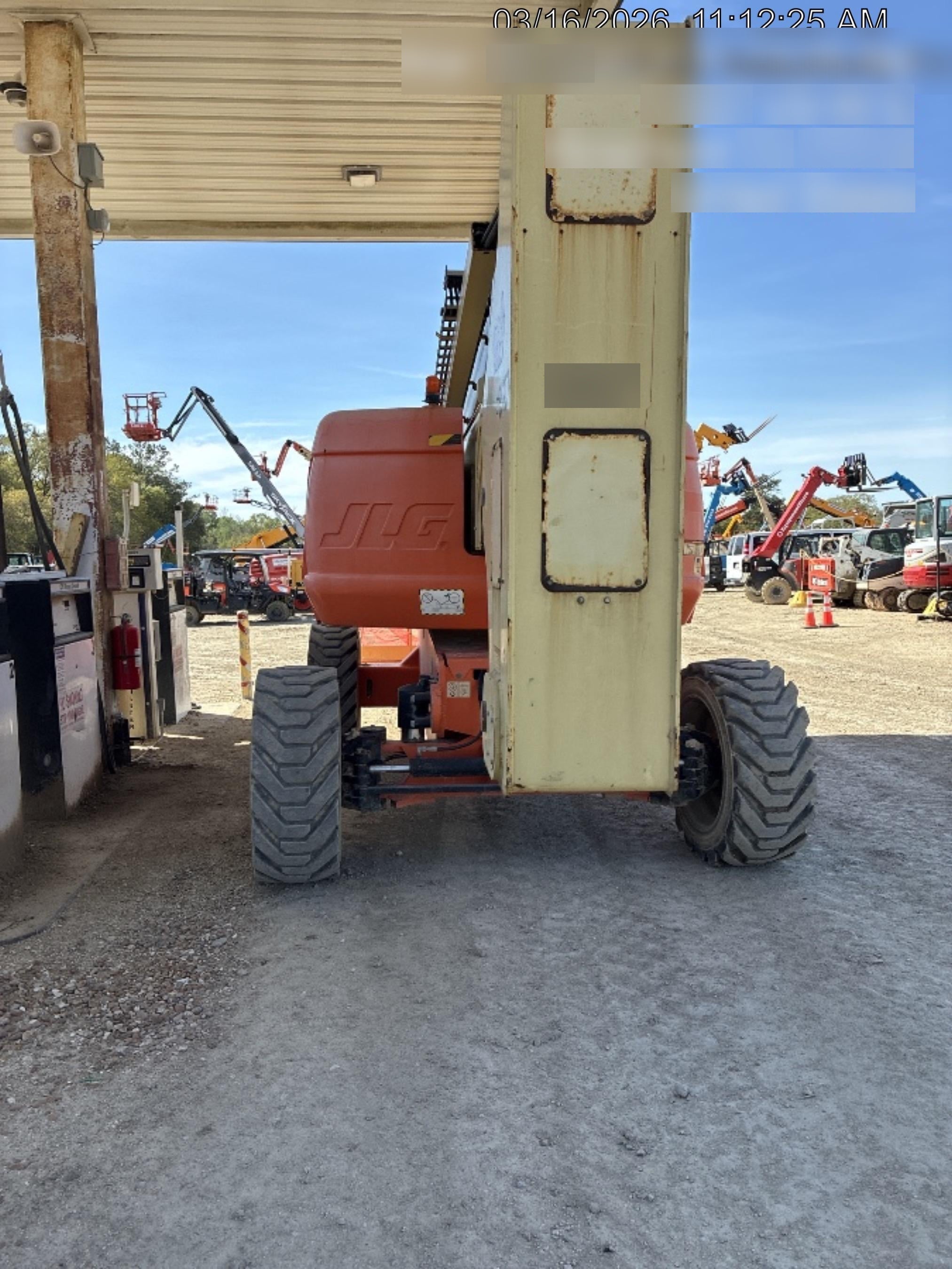 2020 JLG 800AJ