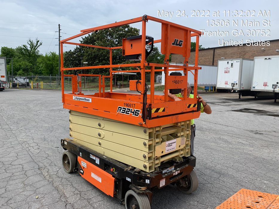 2021 JLG R3246