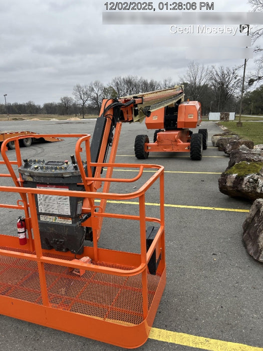 2019 JLG 860SJ
