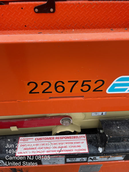 2022 JLG ES1330L