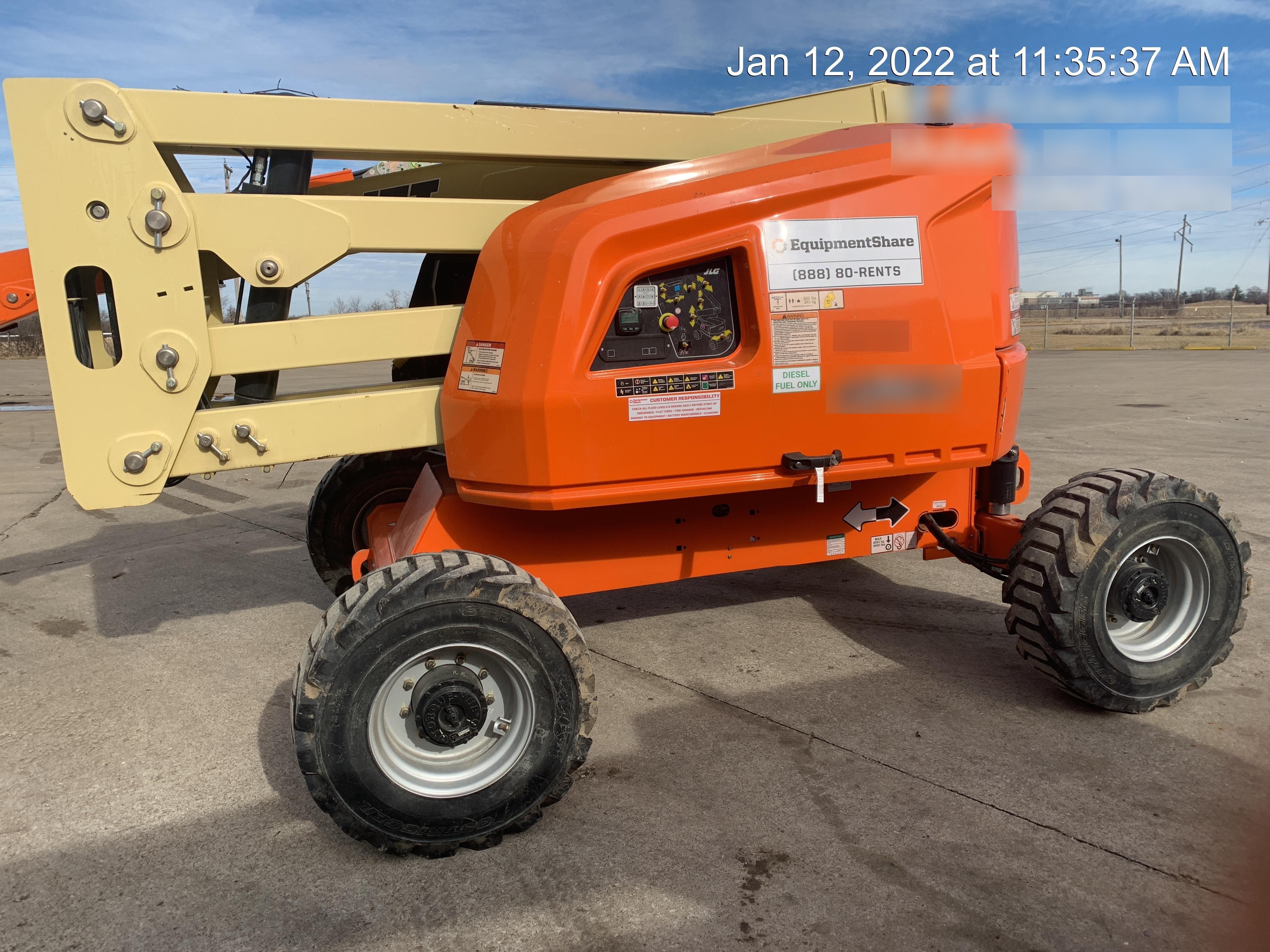 2019 JLG 450AJ
