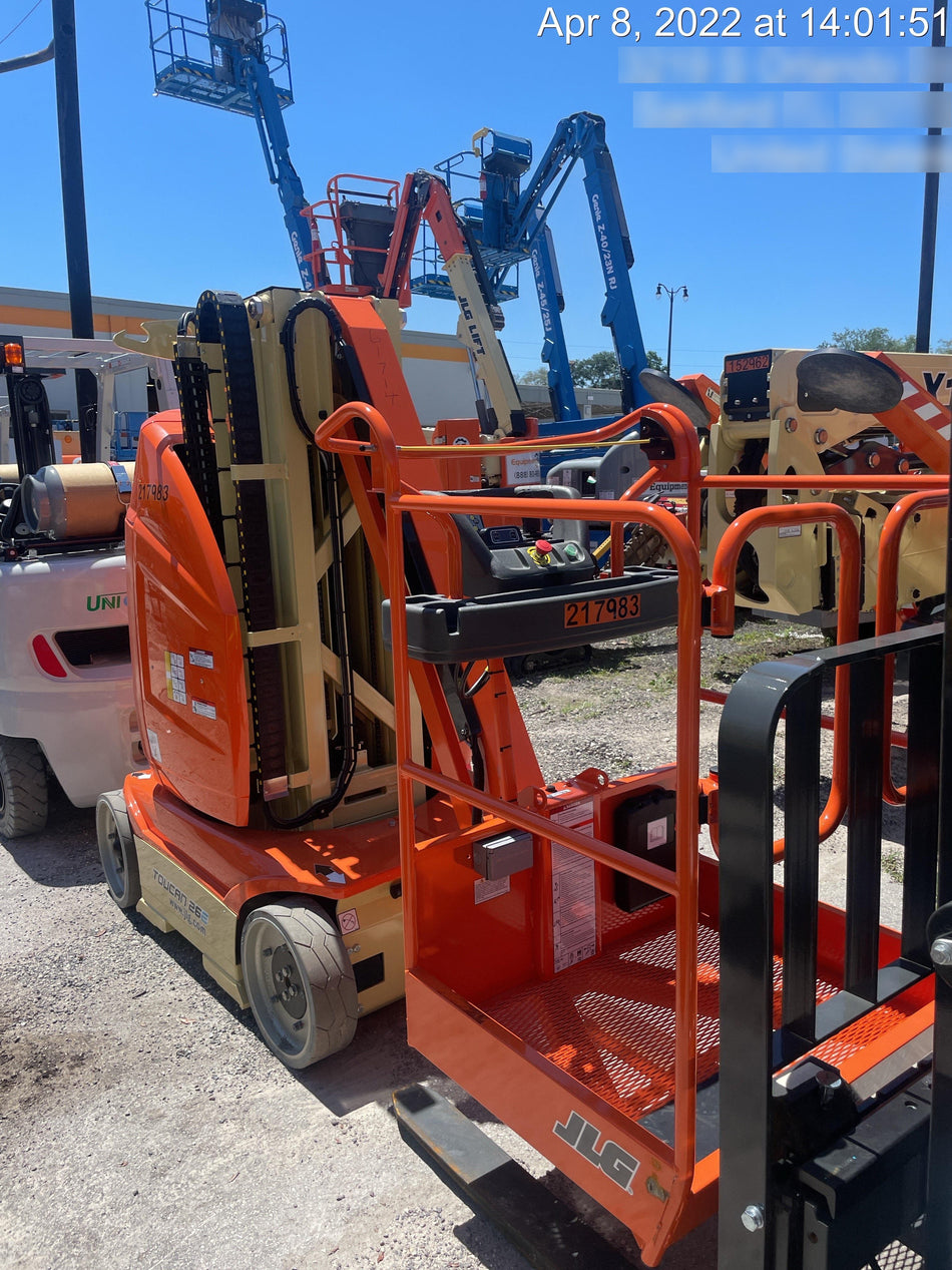 2022 JLG 26E