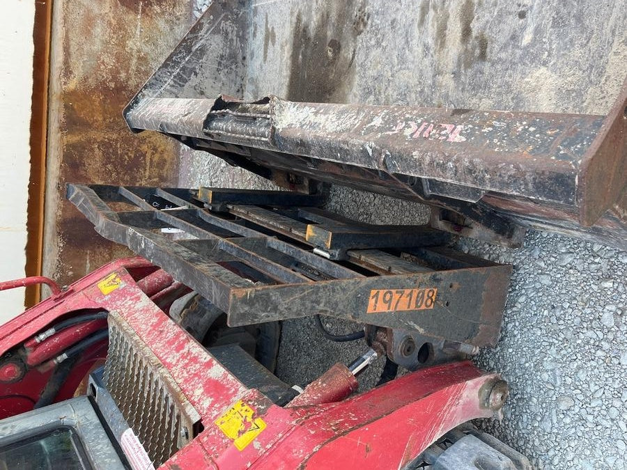 2021 ARROW MATERIAL HANDLING 60" Pallet Forks