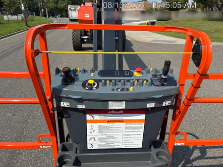 2026 JLG 860SJ
