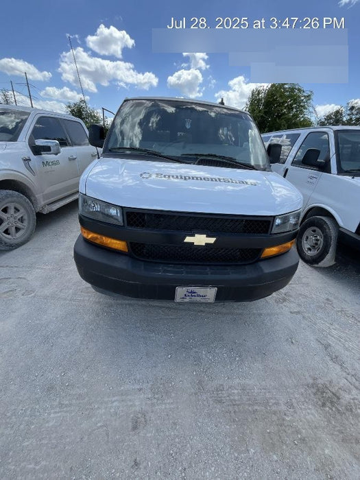 2023 CHEVROLET Express Van - Rental
