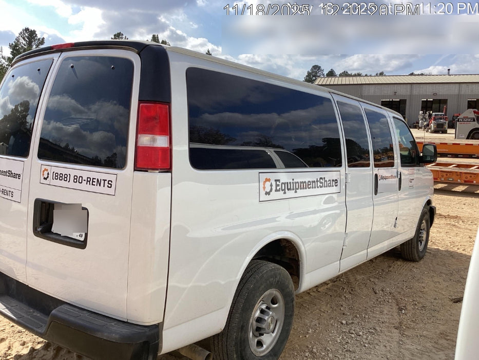 2023 CHEVROLET Express Van - Rental