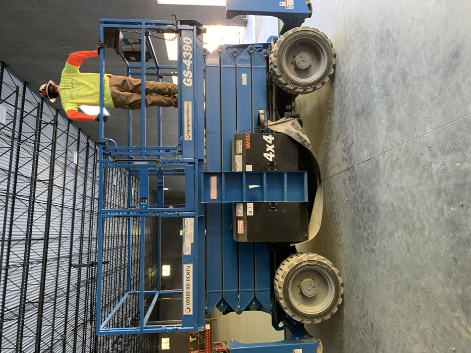 2020 GENIE GS-4390 RT