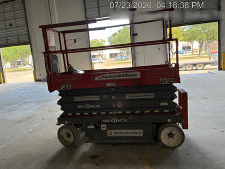 2016 Skyjack SJIII-3226 26' Scissor Lift