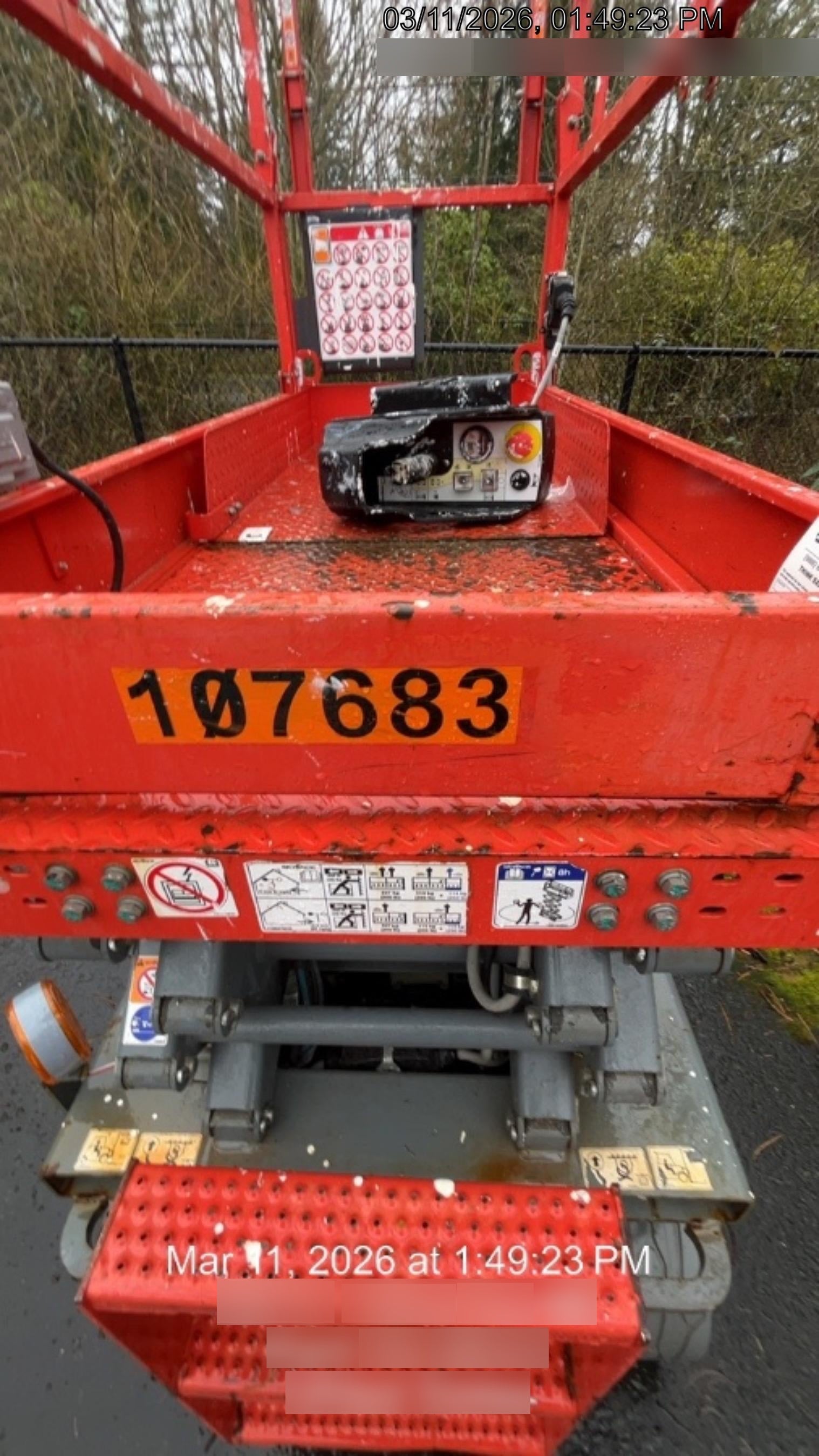 2020 Skyjack SJIII-3219 Solid NM Tires, Half height spring hinged entry gate, Dual Beacons, 800W Inverter