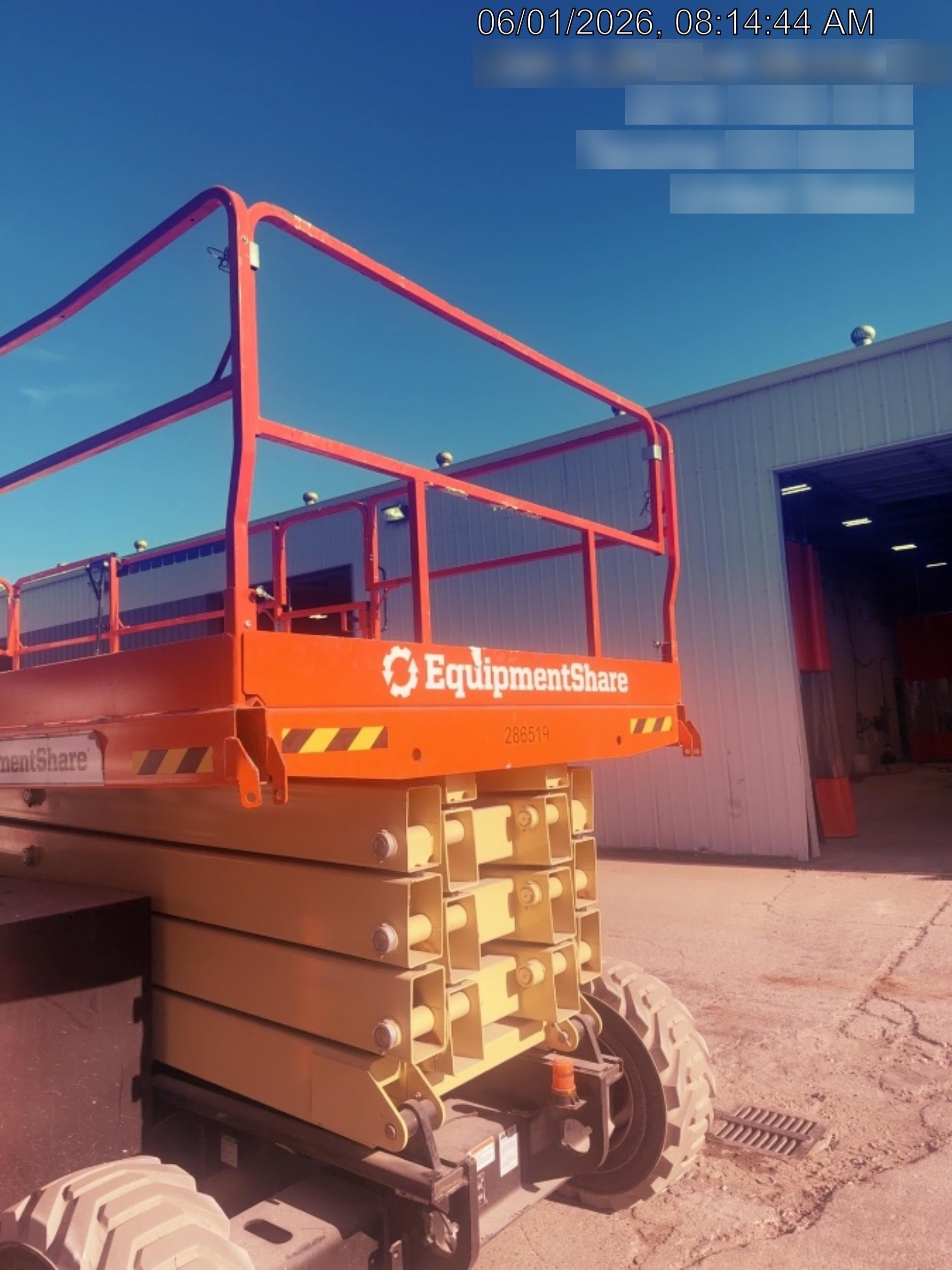 2022 JLG RT4394