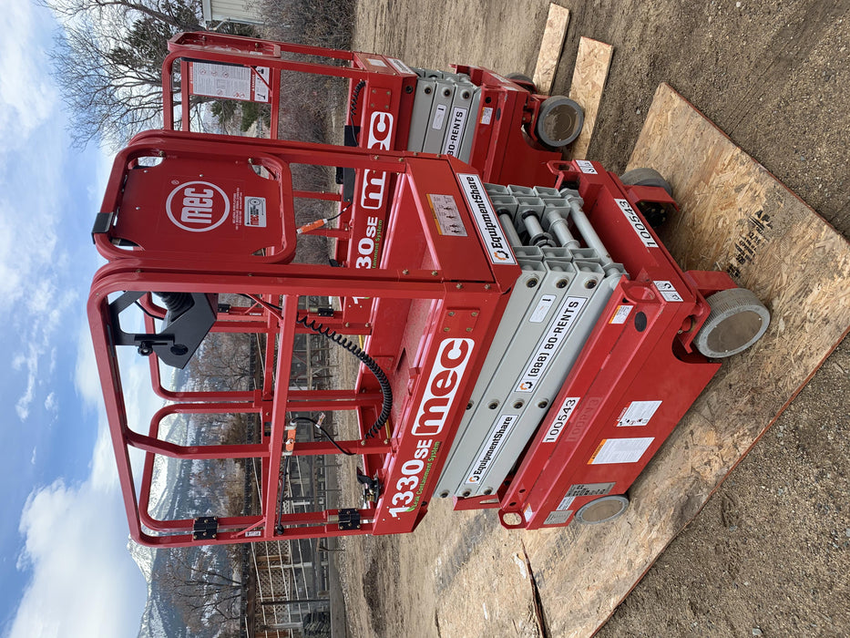 2020 MEC 1330SE Solid NM Tires, Steel Swing out Doors, LCS, Beacon, 900W Invertor